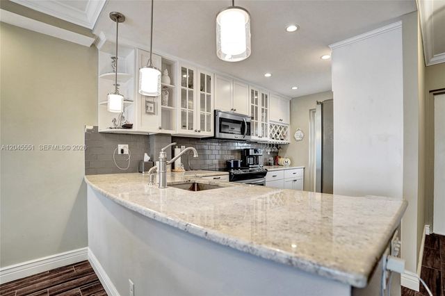 1301 E Hillsboro Boulevard 307, Deerfield Beach, FL 33441