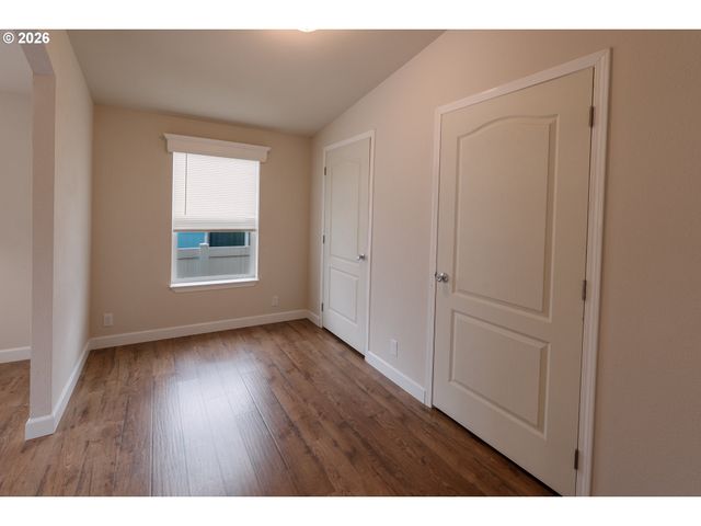 11520 Sw ROYAL VILLA Dr, Tigard, OR 97224