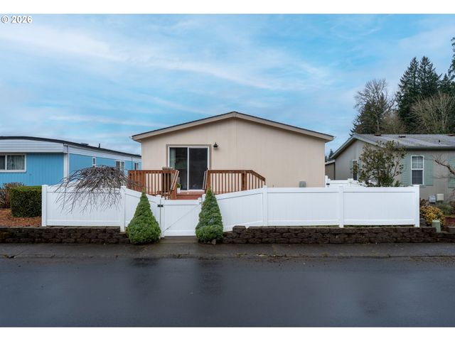 11520 Sw ROYAL VILLA Dr, Tigard, OR 97224