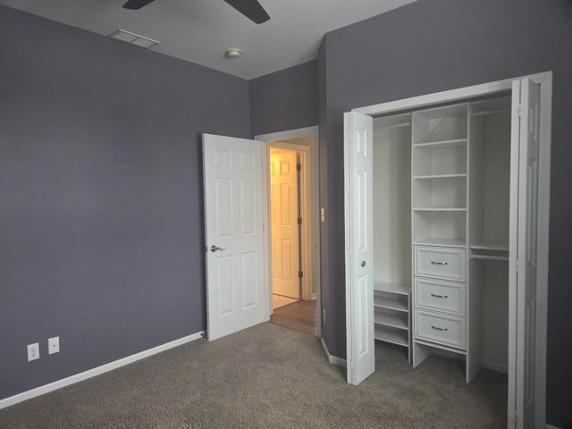 1036 Crimson Clover Way, Schererville, IN 46375