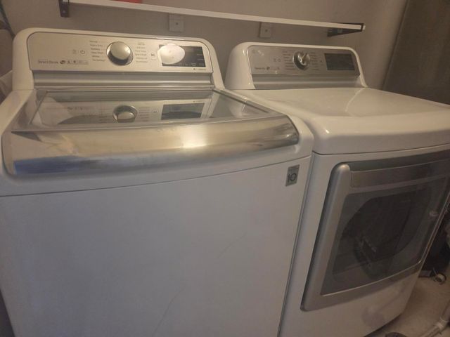 1036 Crimson Clover Way, Schererville, IN 46375