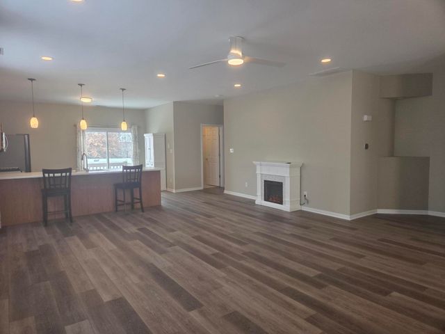 1036 Crimson Clover Way, Schererville, IN 46375