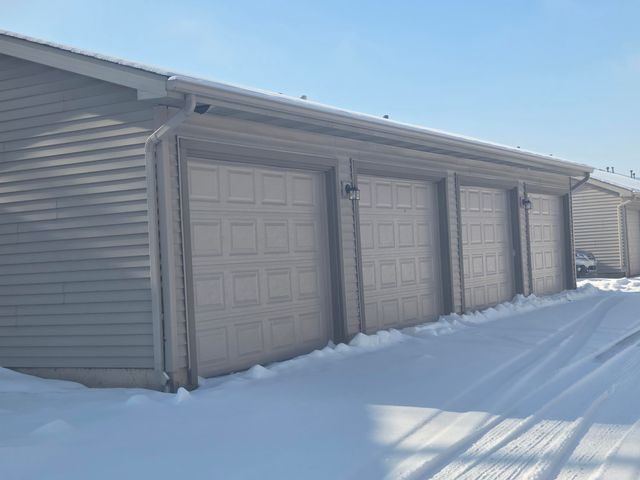 1036 Crimson Clover Way, Schererville, IN 46375