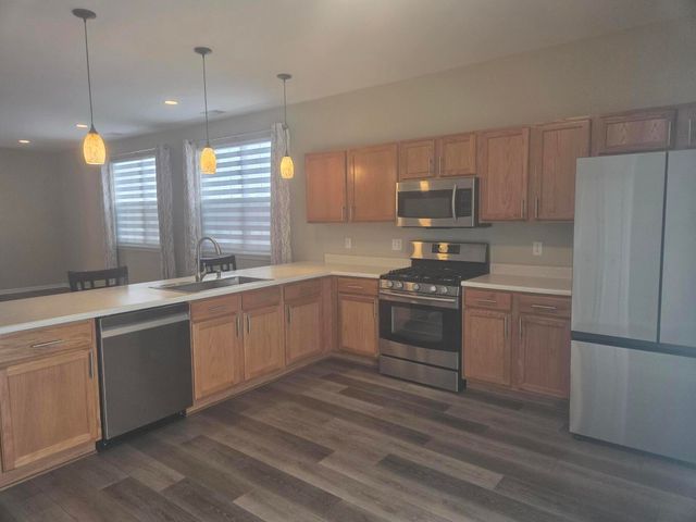 1036 Crimson Clover Way, Schererville, IN 46375