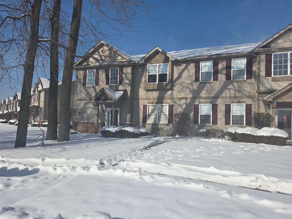 1036 Crimson Clover Way, Schererville, IN 46375