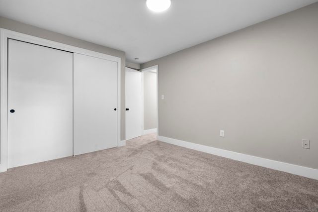 45 Churchill Way 45, Newington, CT 06111