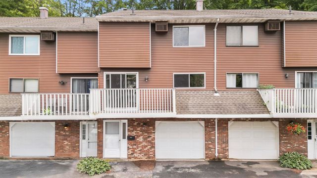 45 Churchill Way 45, Newington, CT 06111