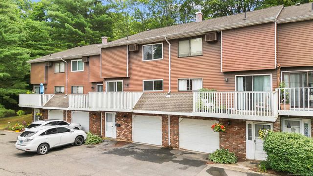 45 Churchill Way 45, Newington, CT 06111