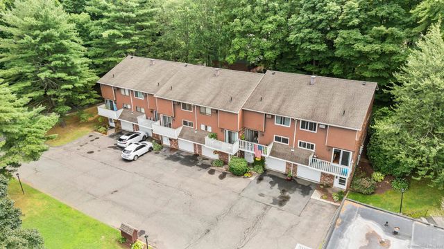 45 Churchill Way 45, Newington, CT 06111