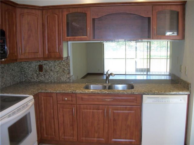4953 E LAKES Drive, Deerfield Beach, FL 33064