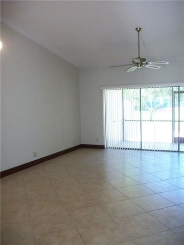 4953 E LAKES Drive, Deerfield Beach, FL 33064