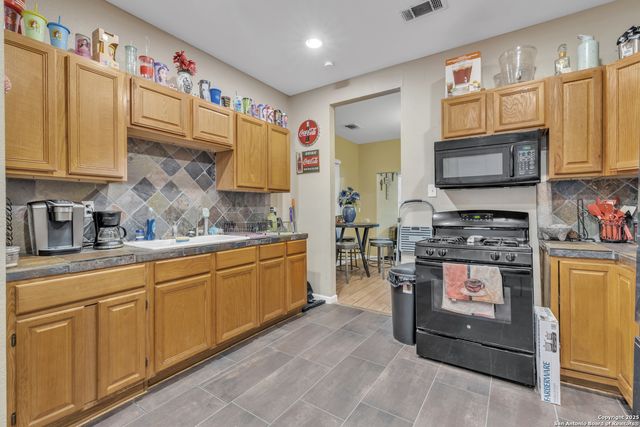 414 CHICAGO BLVD, San Antonio, TX 78210