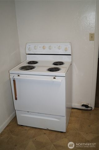 802 Polk Street, Aberdeen, WA 98520