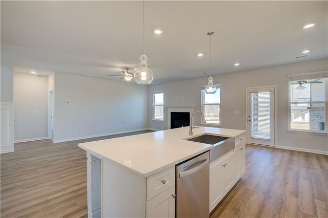 416 Hatcher Court, Hampton, GA 30228