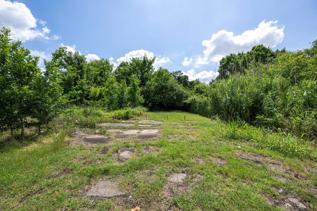 2418 Jensen Drive, Houston, TX 77026