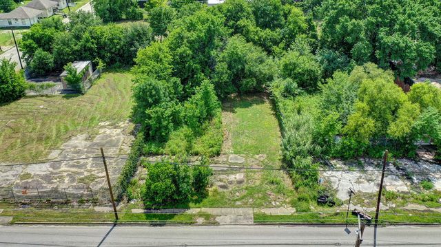 2418 Jensen Drive, Houston, TX 77026