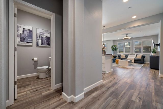 1894 Trulyn Ave, Manteca, CA 95337