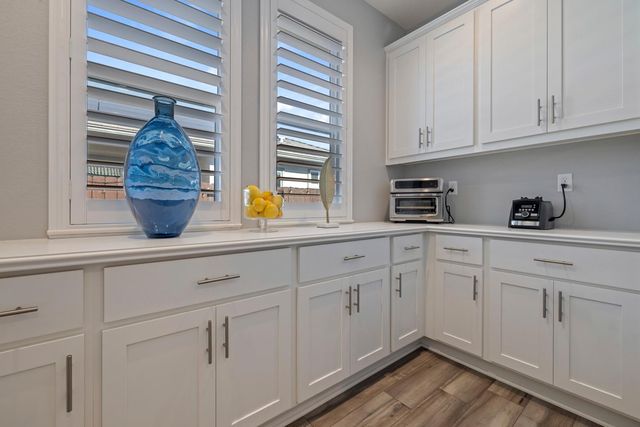 1894 Trulyn Ave, Manteca, CA 95337