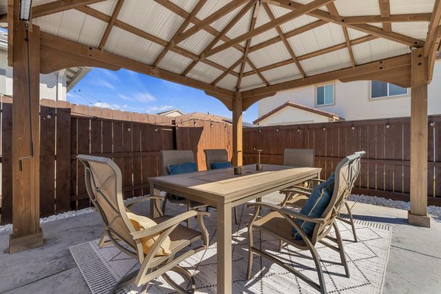 1894 Trulyn Ave, Manteca, CA 95337