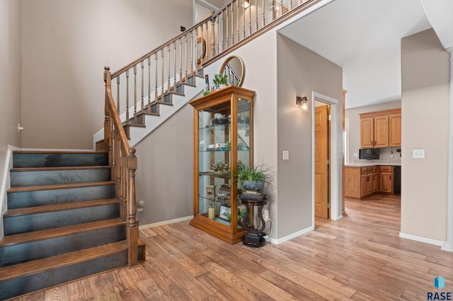 3259 S Grace Ave Avenue, Sioux Falls, SD 57103