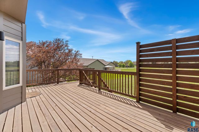 3259 S Grace Ave Avenue, Sioux Falls, SD 57103