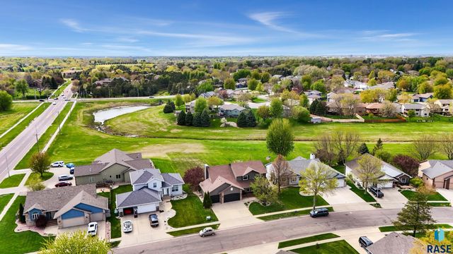 3259 S Grace Ave Avenue, Sioux Falls, SD 57103