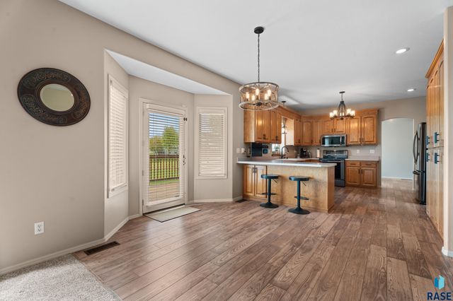 3259 S Grace Ave Avenue, Sioux Falls, SD 57103