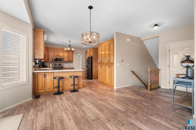 3259 S Grace Ave Avenue, Sioux Falls, SD 57103