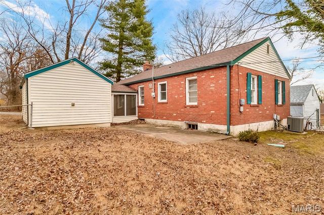 435 N Clay Avenue, Ferguson, MO 63135