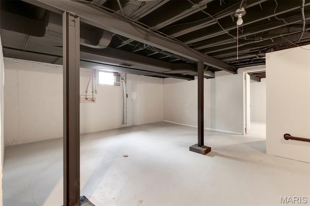 435 N Clay Avenue, Ferguson, MO 63135