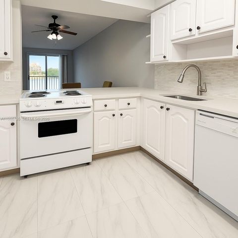 2900 N Course Dr 107, Pompano Beach, FL 33069