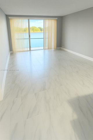 2900 N Course Dr 107, Pompano Beach, FL 33069