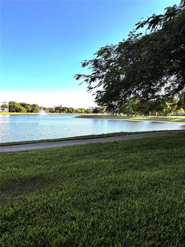 2900 N Course Dr 107, Pompano Beach, FL 33069