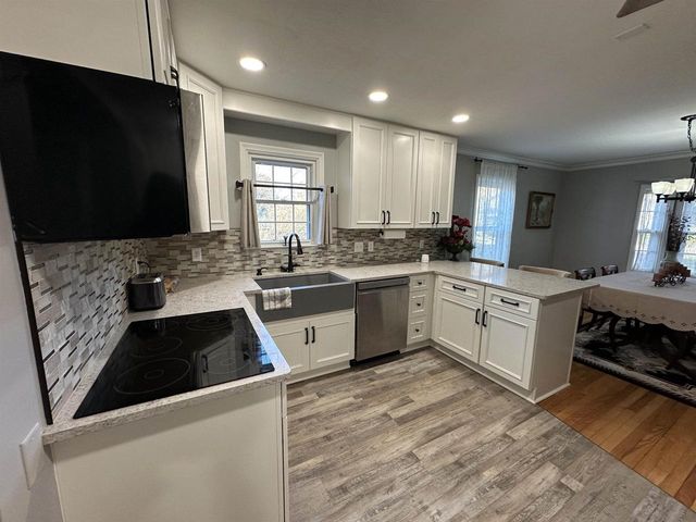 1640 E Ridge Road, Beloit, WI 53511