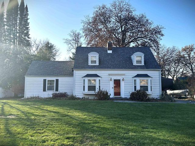 1640 E Ridge Road, Beloit, WI 53511