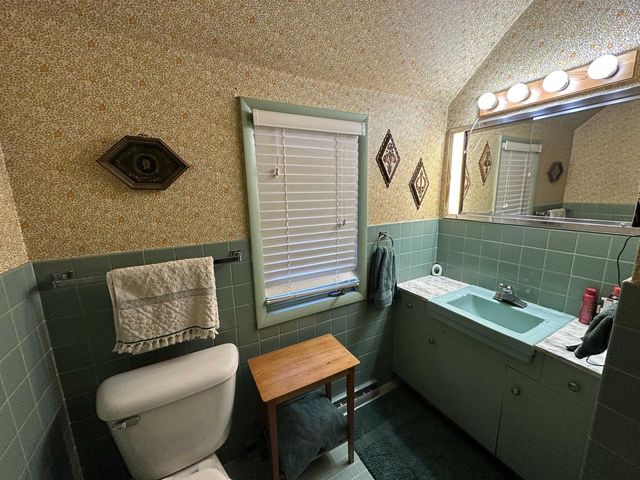 1640 E Ridge Road, Beloit, WI 53511