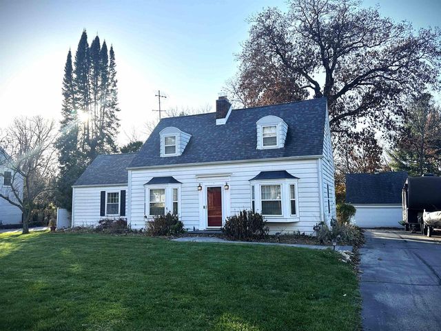 1640 E Ridge Road, Beloit, WI 53511