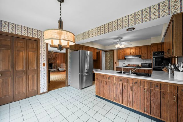 1402 N Harvard Avenue, Arlington Heights, IL 60004