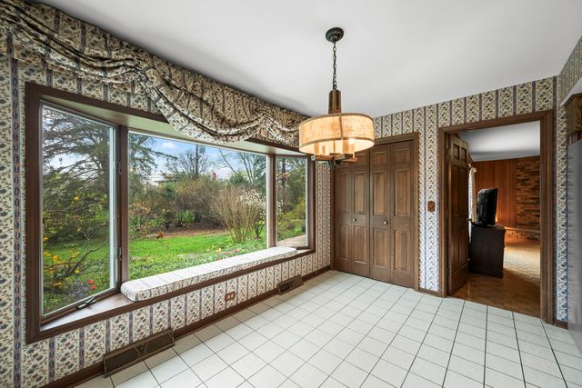 1402 N Harvard Avenue, Arlington Heights, IL 60004