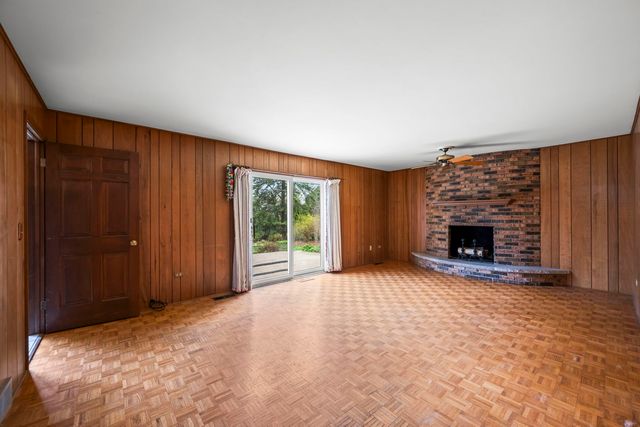 1402 N Harvard Avenue, Arlington Heights, IL 60004