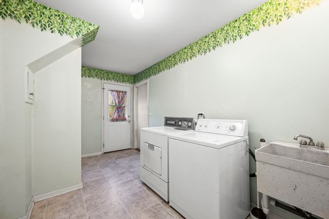 1402 N Harvard Avenue, Arlington Heights, IL 60004