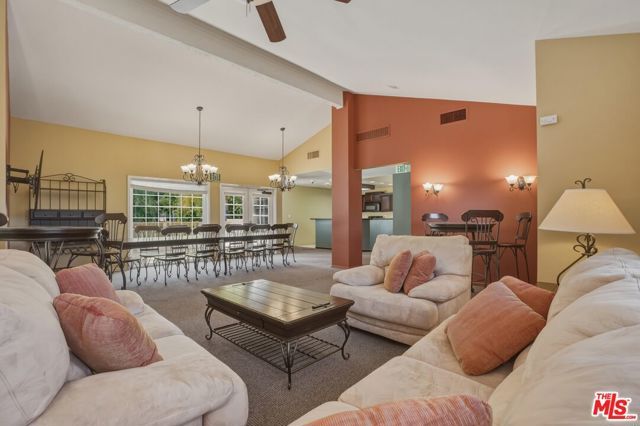 675 Oak Run Trail TL301, Oak Park, CA 91377