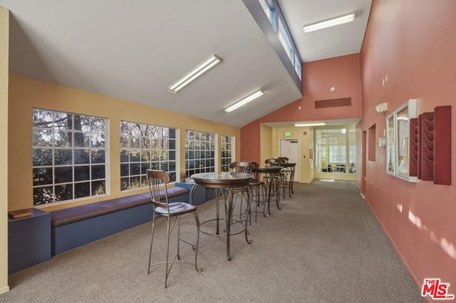 675 Oak Run Trail TL301, Oak Park, CA 91377