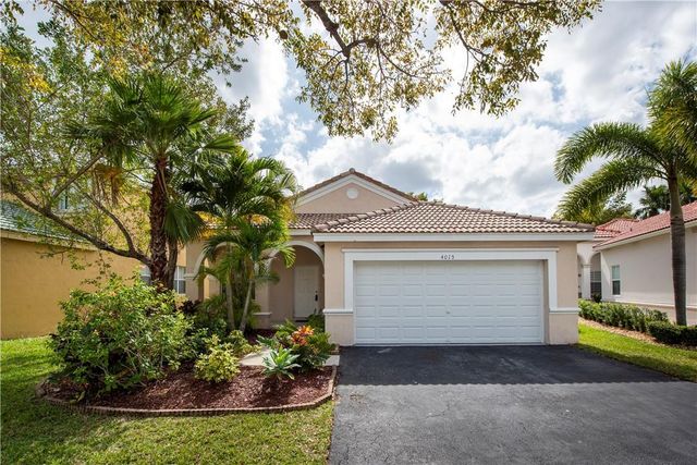 4015 Palm Place, Weston, FL 33331