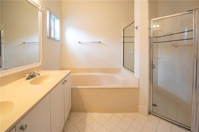 4015 Palm Place, Weston, FL 33331