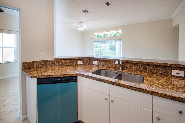 4015 Palm Place, Weston, FL 33331