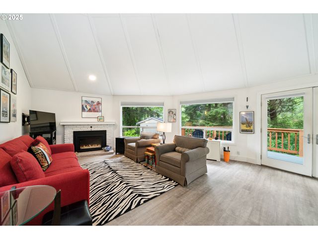 3632 W CHINOOK Ave, Cannon Beach, OR 97110