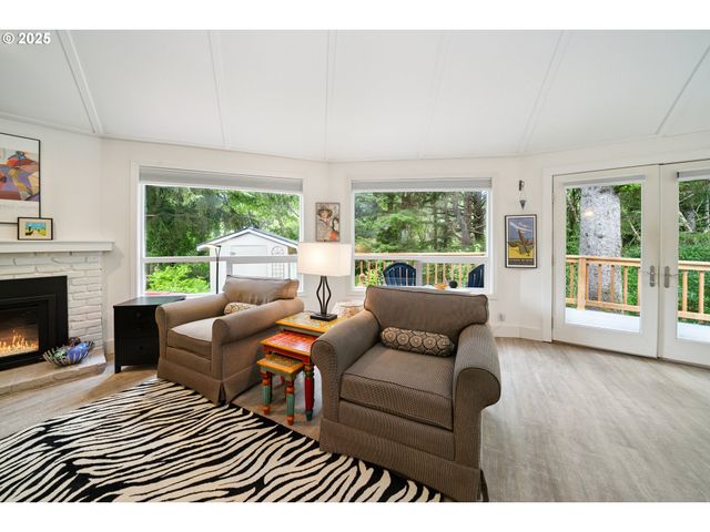 3632 W CHINOOK Ave, Cannon Beach, OR 97110