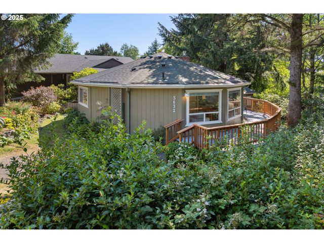 3632 W CHINOOK Ave, Cannon Beach, OR 97110