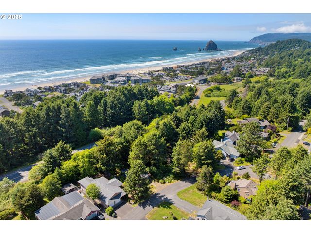 3632 W CHINOOK Ave, Cannon Beach, OR 97110